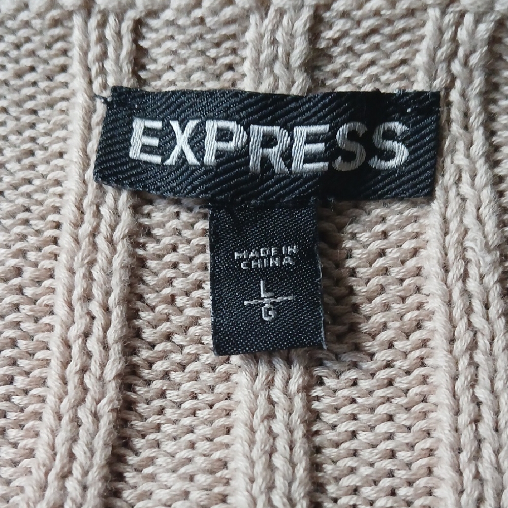 Express Women's Ribbed Sweater - Picture 8 of 9